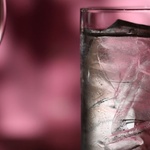 「ムペンバ効果」を使って早く氷を作る方法