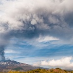 火山は噴火前にいったん静かになる