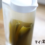 無印の「アクリル冷水筒」のスマートでおいしい使い方。出汁もとれるし冷蔵庫もきれいに