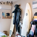 無印の「壁に付けられる家具」は趣味アイテムのディスプレイに最適