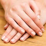 爪に白い点ができる理由