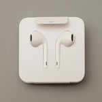 AirPods、来年1月に発売延期か？