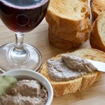 手作りだからより濃厚。ワインのおとも「濃厚チキンレバーパテ」のレシピ