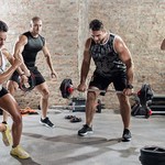 トレーニングは「ゆっくり」と「速く」のどちらが効果的？