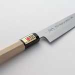 人のお祝いに、自分のお祝いに。道を切り開くペティナイフ
