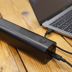 MacBook Proも充電できる大型モバイルバッテリー【今日のライフハックツール】