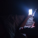 真夜中に目が覚めて眠れなくなったときの対処法
