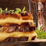 チーズを食べる人は長生きできる？：研究結果