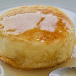朝食に最適。パンケーキよりモッチリ食感の「クランペット」のレシピ