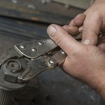 びくとも動かないボルトやナットを外す最終手段