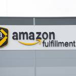 米Amazonが肉体労働者が失業する世界を見据えたキャリアプログラムを発表