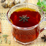 戸棚に眠っているスパイスで「アドリブ茶」を作る